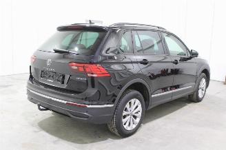 Volkswagen Tiguan  picture 3