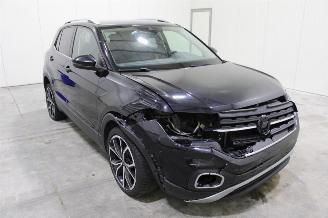 Volkswagen T-Cross  picture 2