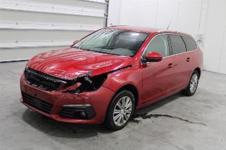 Vaurioauto  passenger cars Peugeot 308  2021/2