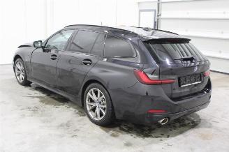 BMW 3-serie 320 picture 4