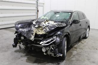 Damaged car Audi E-tron  2019/7
