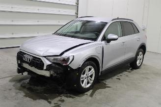 Schadeauto Audi Q3  2023/5