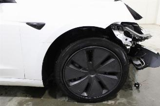 Tesla Model 3  picture 7