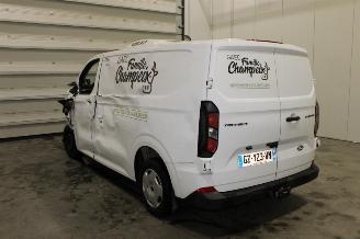 Ford Transit  picture 4