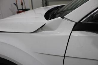 Volkswagen T-Roc  picture 5