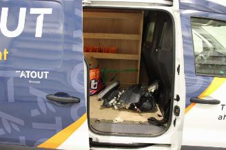 Renault Express  picture 18