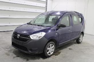 Schadeauto Dacia Dokker  2020/6