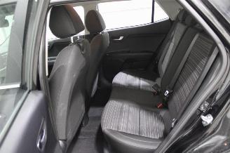 Kia Stonic  picture 11