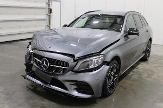 Damaged car Mercedes C-klasse C 300 2020/11