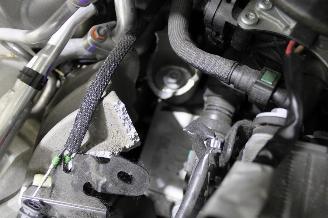 Peugeot 208  picture 21