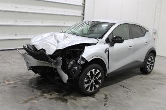 Coche accidentado Renault Captur  2023/10