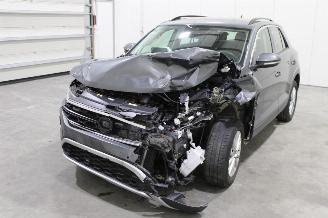 Unfallwagen Volkswagen T-Roc  2023/8