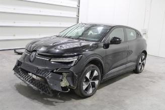 Vaurioauto  passenger cars Renault Mégane Megane 2023/5