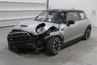 Auto incidentate Mini Cooper SE 2023/2