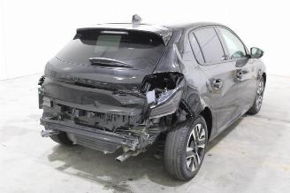 Peugeot 208  picture 3