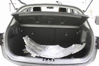 Kia Stonic  picture 17