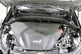 BMW iX1  picture 15