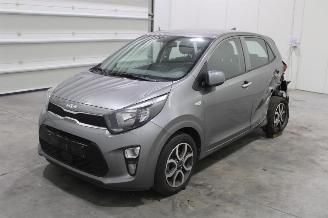 damaged passenger cars Kia Picanto  2023/2