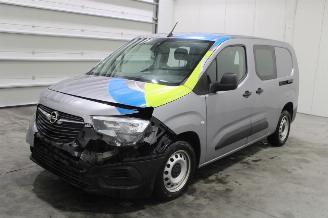 skadebil auto Opel Combo  2021/11