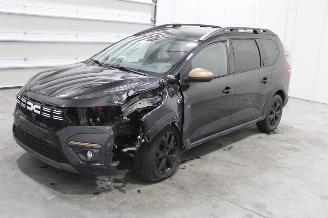 damaged passenger cars Dacia Jogger  2025/1
