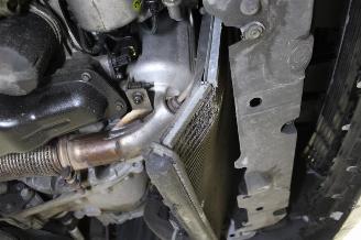 Peugeot 208  picture 16