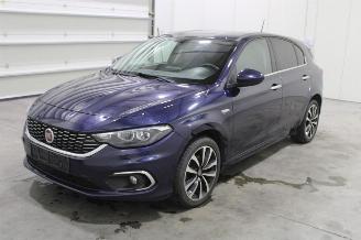 Schadeauto Fiat Tipo  2018/3