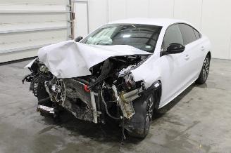 uszkodzony samochody osobowe Peugeot 508  2024/3