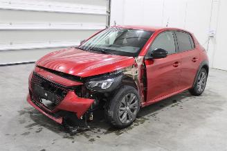Coche accidentado Peugeot 208  2025/12
