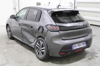 Peugeot 208  picture 4