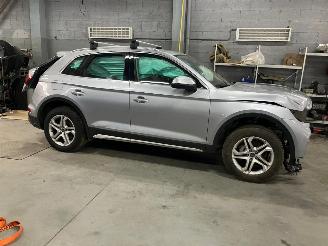 Damaged car Audi Q5 50tfsi e hybride plug inn   leer executive 2024 2024/1
