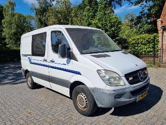 krockskadad bil auto Mercedes Sprinter 311 CDI Airco 2009/3