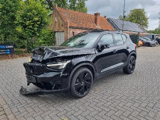 Unfallwagen Volvo XC40 B3 Aut Pano Led Navi 2025/1