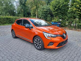 Voiture accidenté Renault Clio 1.0 Tce Techno Navi Clima Camera 2023/7
