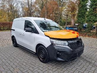 Schadeauto Nissan Townstar 44 kWh Airco Camera 2023/12