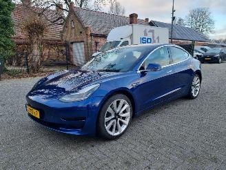 krockskadad bil auto Tesla Model 3 RWD 60KWh Pano Led 2020/4
