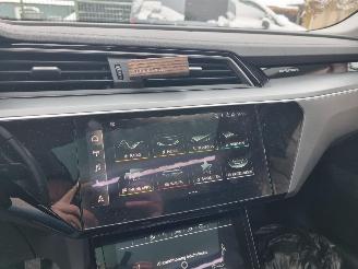 Audi E-tron 50 Quattro 71Kwh Pano Navi Led picture 18