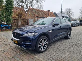 uszkodzony samochody osobowe Jaguar F-Pace 20d Aut. AWD 132KW Pano 2017/7