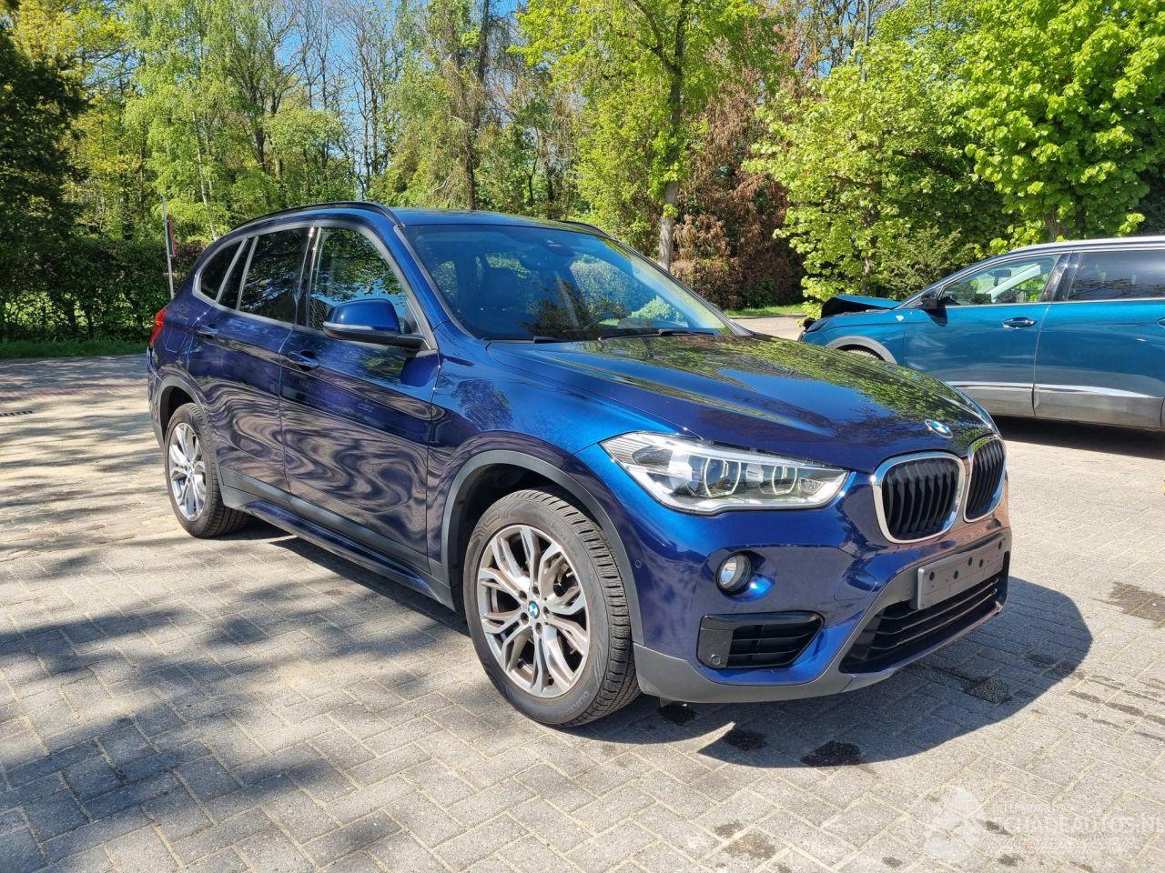 BMW X1 sDrive18i Aut. Led Navi Leder