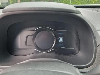 Hyundai Kona EV 64kWh Premium Sky picture 14