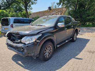 Mitsubishi L-200 2.4 DI-D Aut Doublecab picture 8