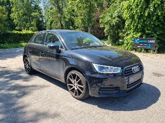 Unfallwagen Audi A1 1.0 TFSI 70KW SB Led Stoelverw. 2016/6