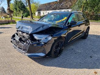 damaged passenger cars Audi A3 30 TFSI Aut. Adv edition 2025/10