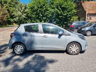 Toyota Yaris 1.5 VVT-I Y-oung Airco picture 2