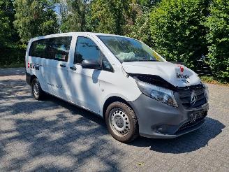 damaged passenger cars Mercedes Vito 114 CDI Aut Extra Lang 8 Pers 2019/6