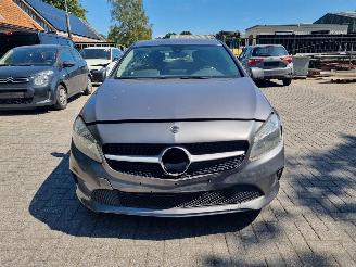 Mercedes A-klasse 180d Airco Navi Camera picture 8