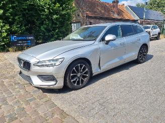 Damaged car Volvo V-60 D3 Aut. Navi Led Leder Stoelverw 2021/5