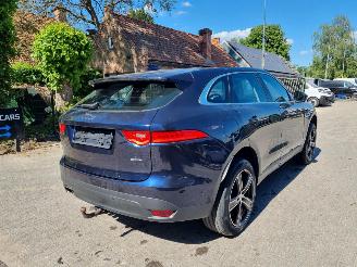 Jaguar F-Pace 20d Aut. AWD Prestige Pano picture 3