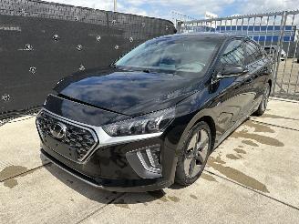 Avarii autoturisme Hyundai Ioniq 1.6 GDI FACELIFT | CAMERA | XENON-LED | AMBIENT LIGHT | CRUISE CONTROL 2020/10