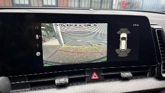 krockskadad bil auto Kia Sportage Kia SPORTAGE 1.6 T-GDi Hybrid DynamicLine CAMERA/STOELVERW V+A / STUURVER/RADAR VOL NIEUW! 2025/6