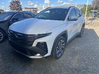 krockskadad bil auto Hyundai Tucson 1.6 T-GDI / NEW MODEL / MINIMAL DAMAGE 2025/5